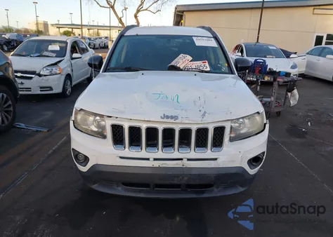 2016 Jeep Compass Sport из США, поврежденный, VIN 1C4NJCBA1GD665180